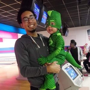 Meet your Posher, Myles